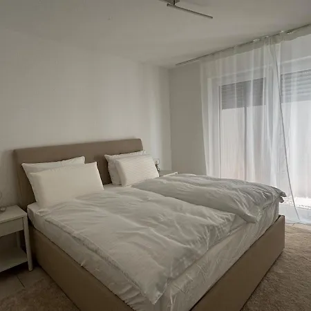 شقة Moderne, Helle Mit Grosser Terrasse , Bright, Modern With Large Sun Terrace *